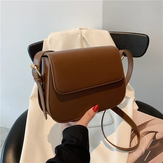 ROUND SHAPE MEDIUM BAG